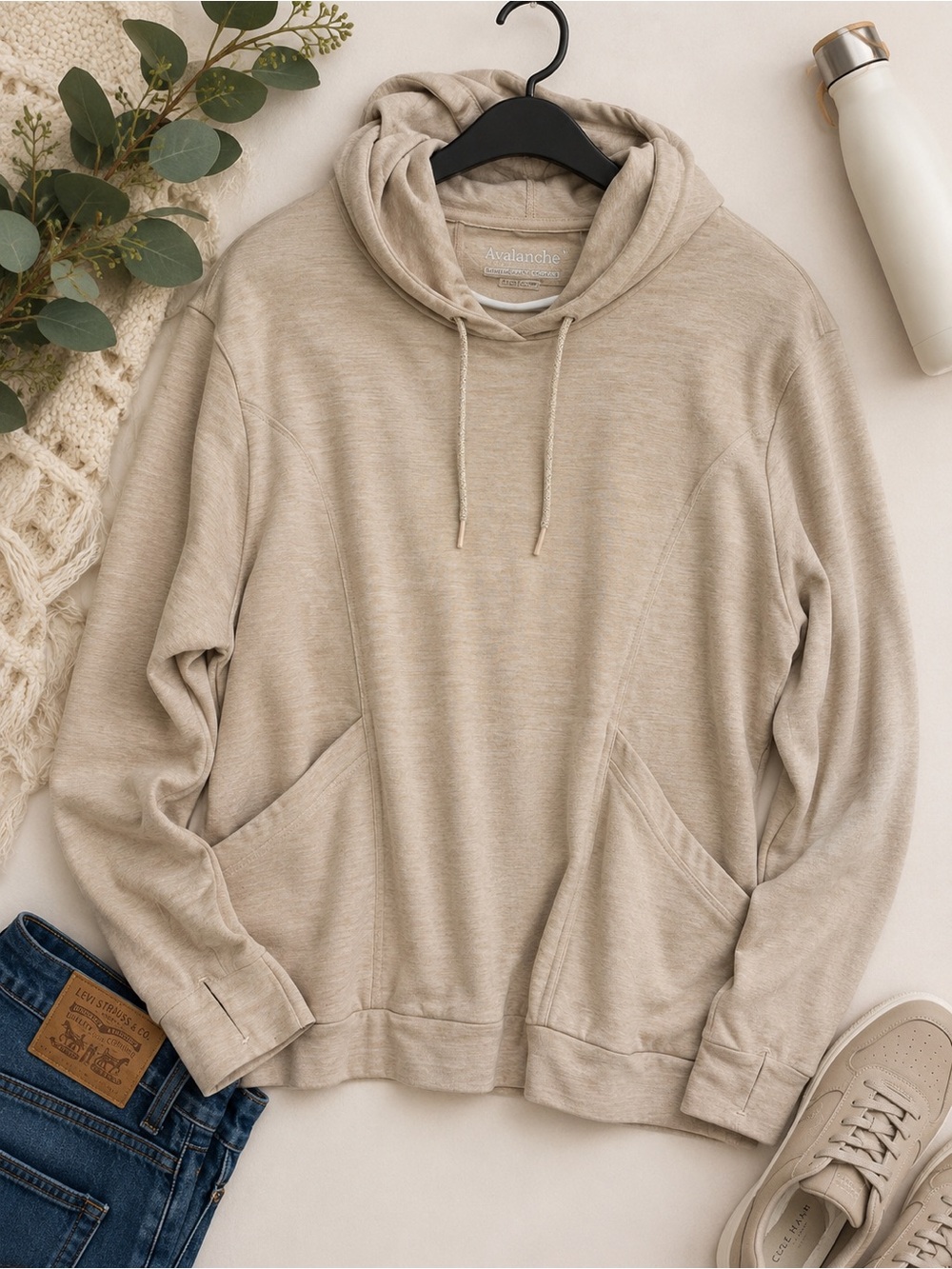 Avalanche Men’s Lightweight Hoodie in Beige